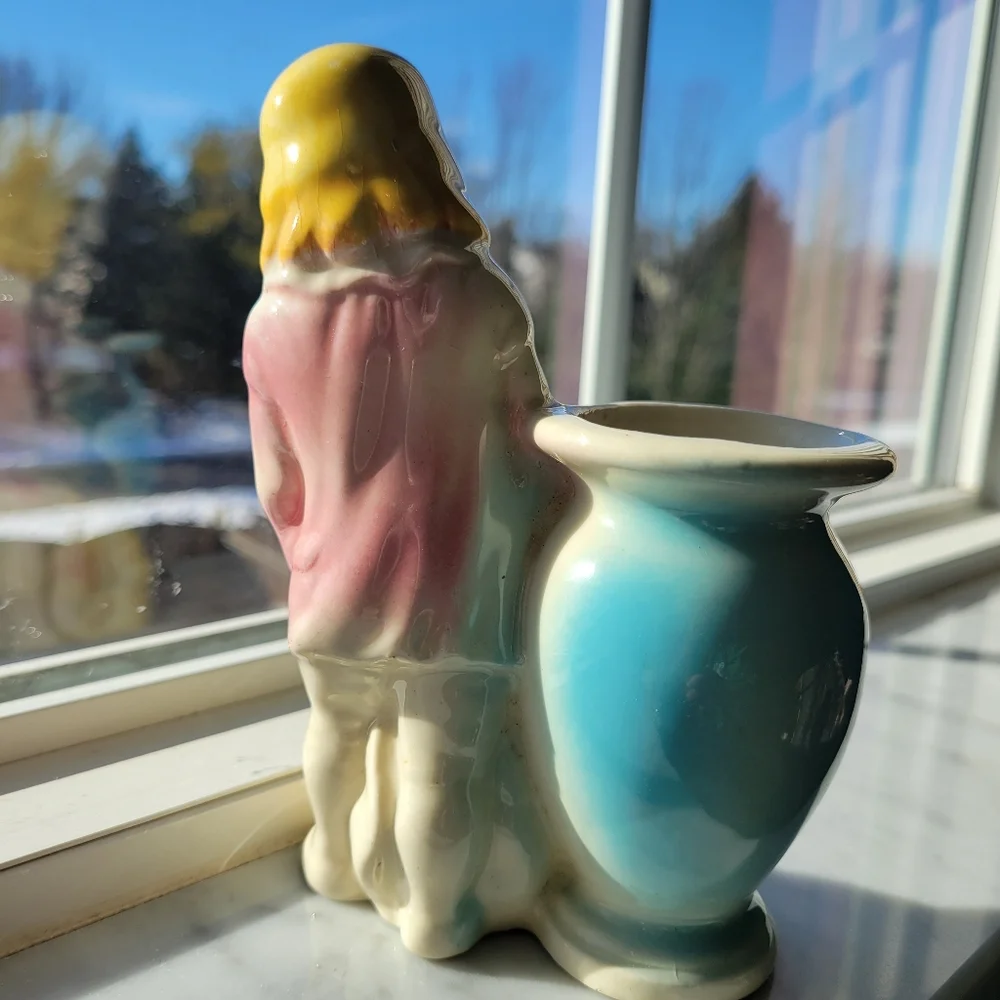 Vintage Pottery Girl Vase ~ USA Pottery ~ 1950s (?) See NOTES & Photos - Picture 6 of 16